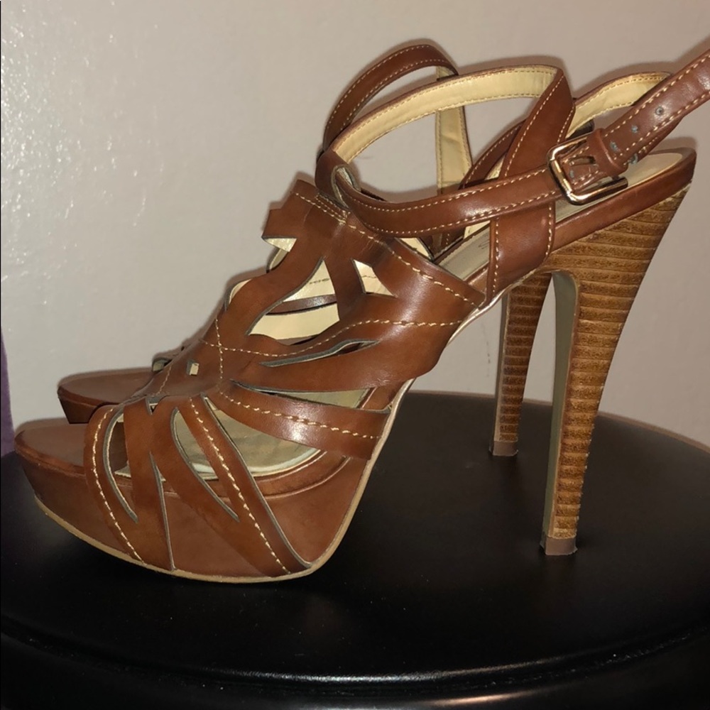 Summer heels